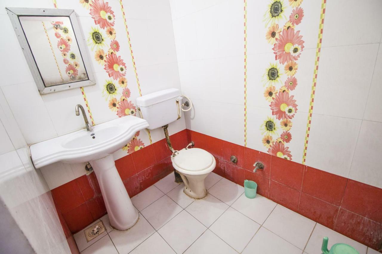 Hotel Gujarat Palace Ujjain Zewnętrze zdjęcie