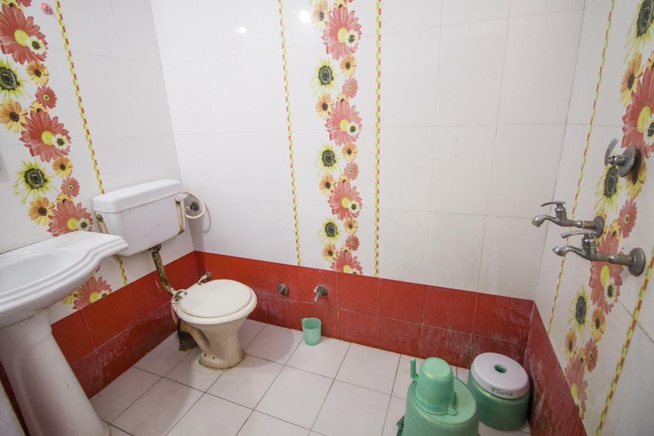 Hotel Gujarat Palace Ujjain Zewnętrze zdjęcie