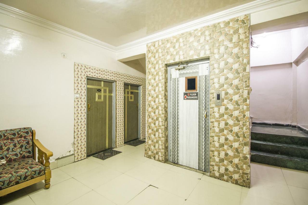 Hotel Gujarat Palace Ujjain Zewnętrze zdjęcie
